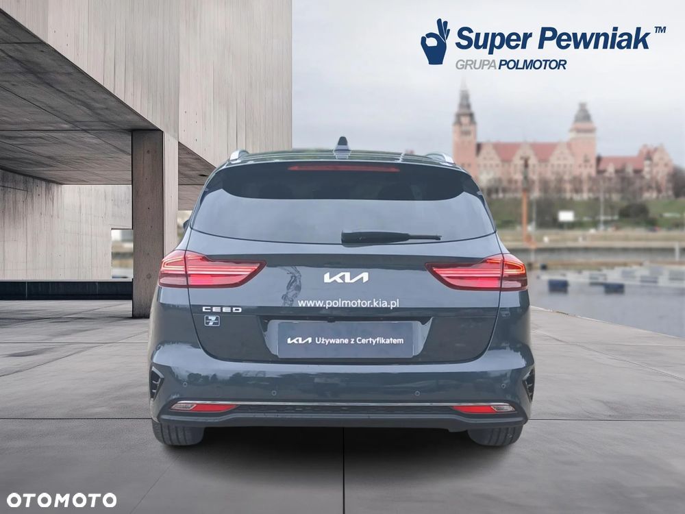 Kia Ceed 1.5 T-GDI Tribute DCT - 4