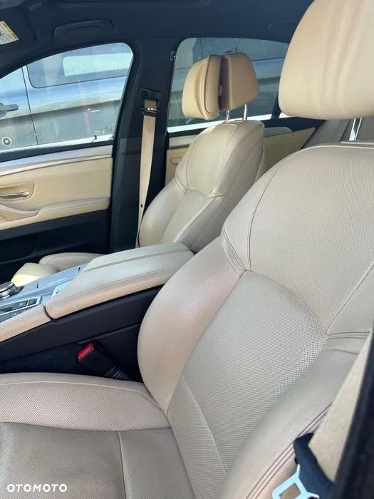 BMW Seria 5 535i - 7