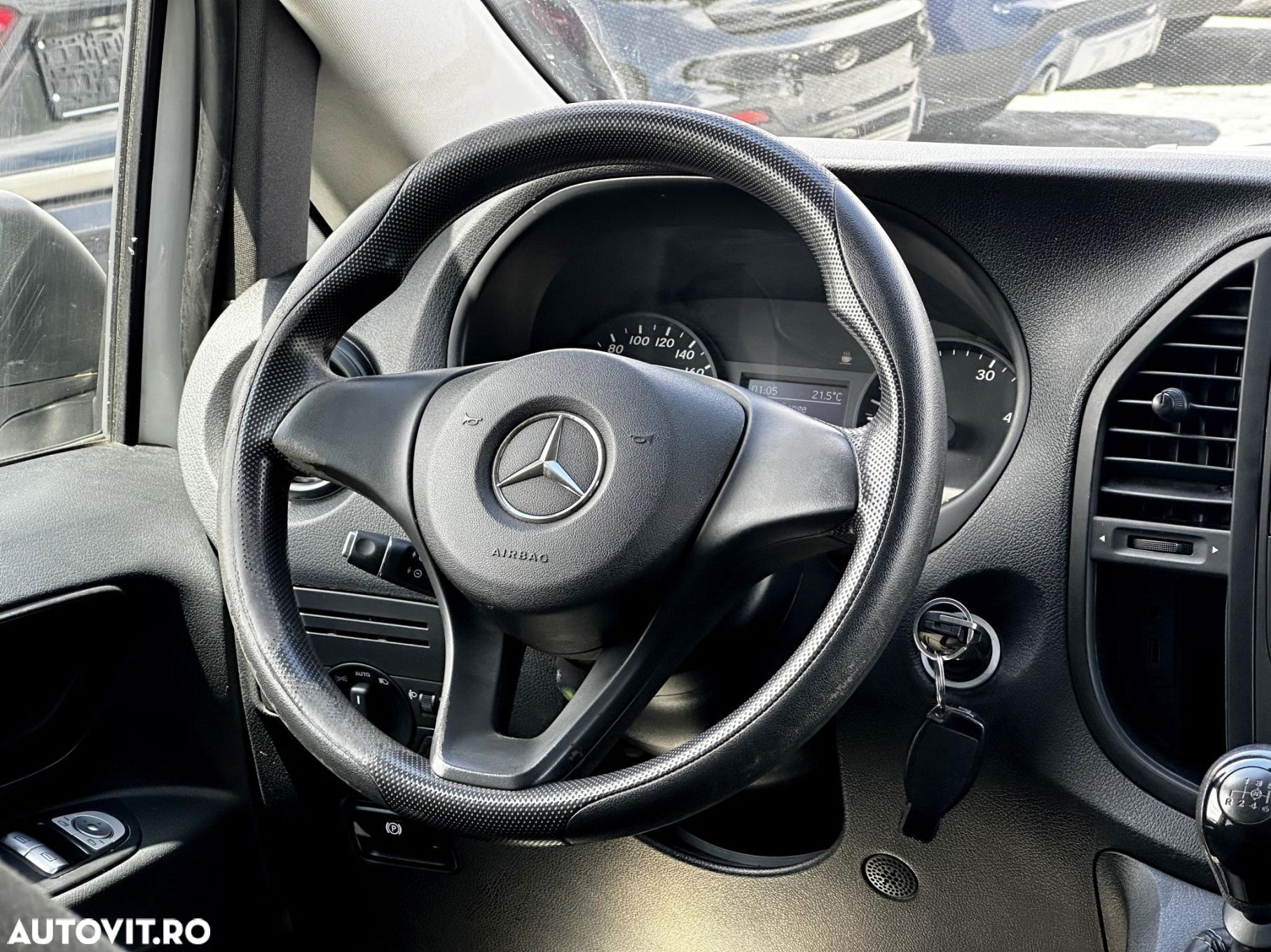 Mercedes-Benz Vito - 10