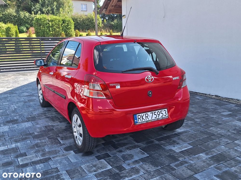 Toyota Yaris 1.33 Luna - 12