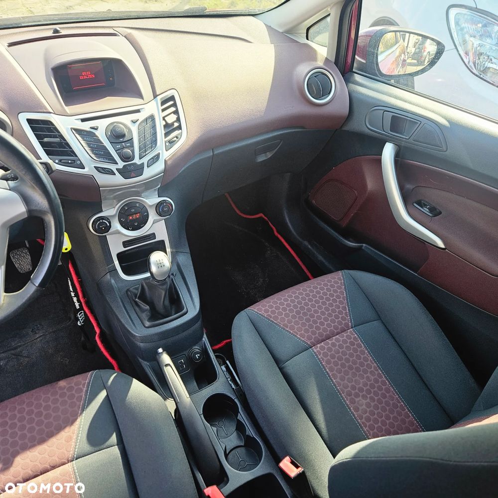 Ford Fiesta 1.25 Titanium - 25