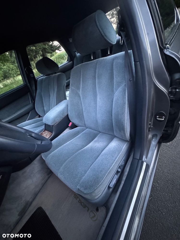 Lexus LS - 6