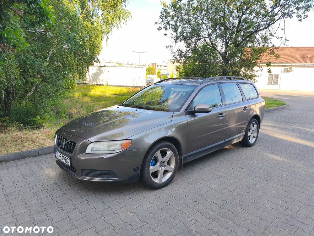 Volvo V70 - 1
