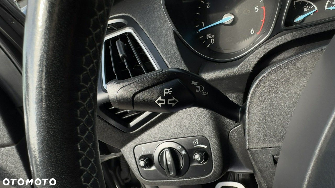 Ford Kuga - 22
