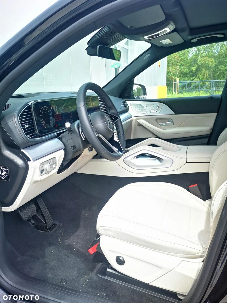 Mercedes-Benz GLE - 13