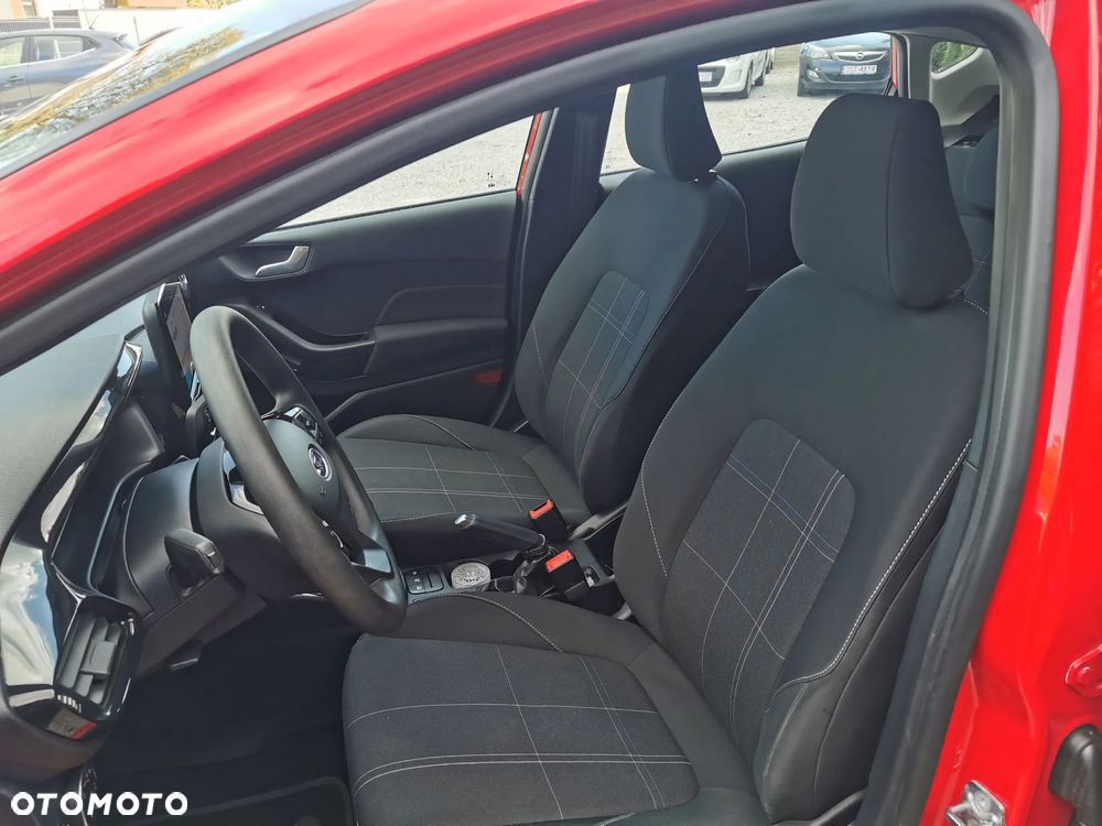 Ford Fiesta 1.5 TDCi SYNC Edition - 15