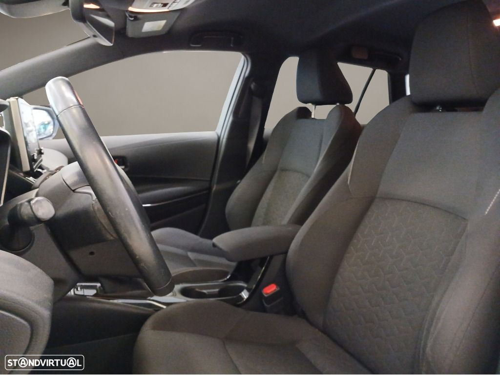 Toyota Corolla Touring Sports - 8