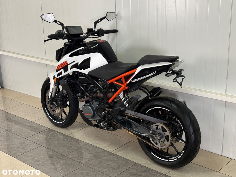 KTM Duke 125 - 7