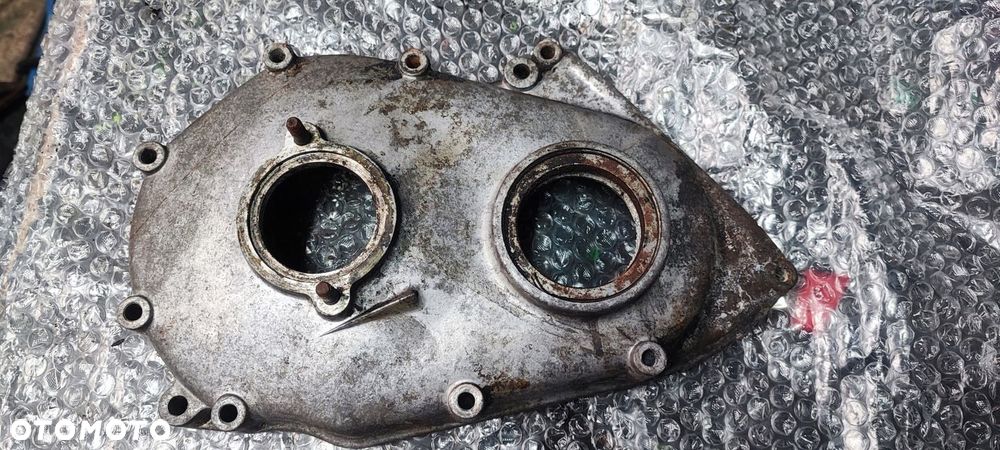 Osłona obudowa pokrywa rozrządu Volvo Penta b20 - 1