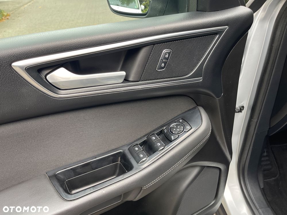 Ford S-Max - 18
