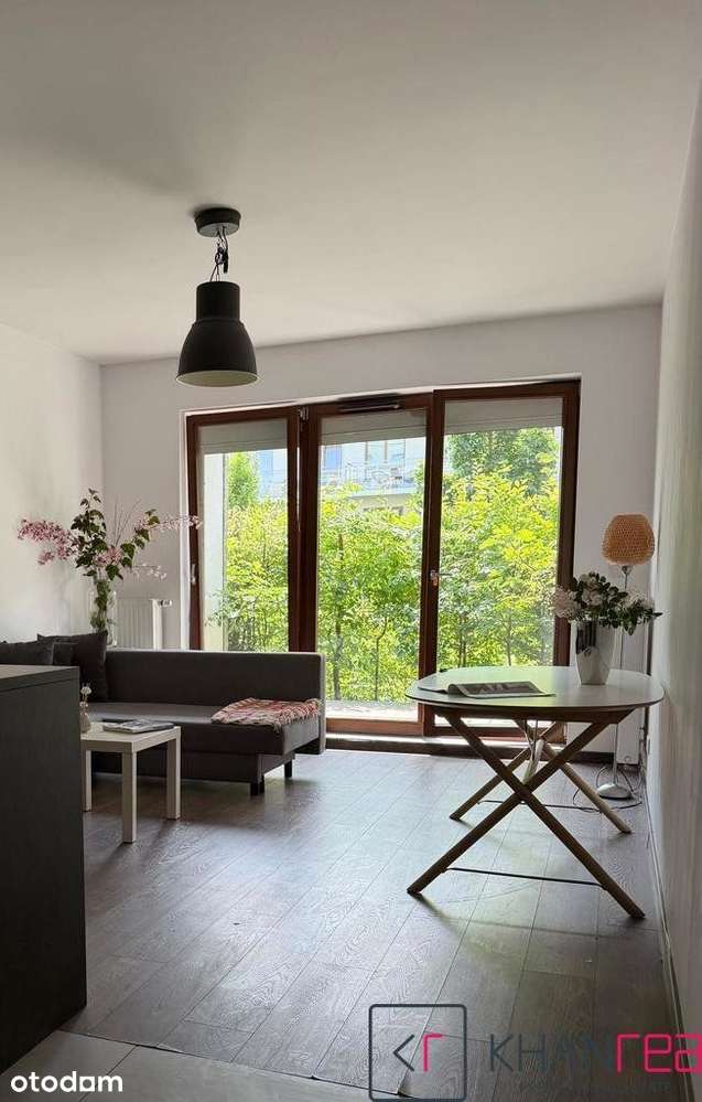Studio 40m2 z garderobą i prywatnym ogródkiem