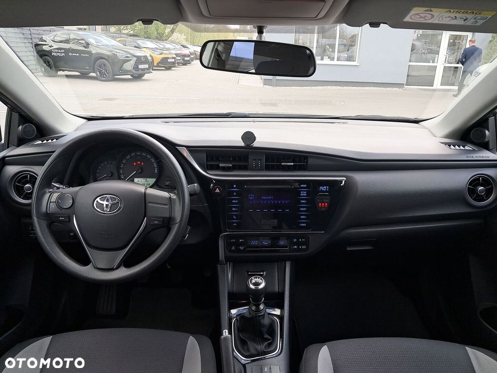 Toyota Auris - 23