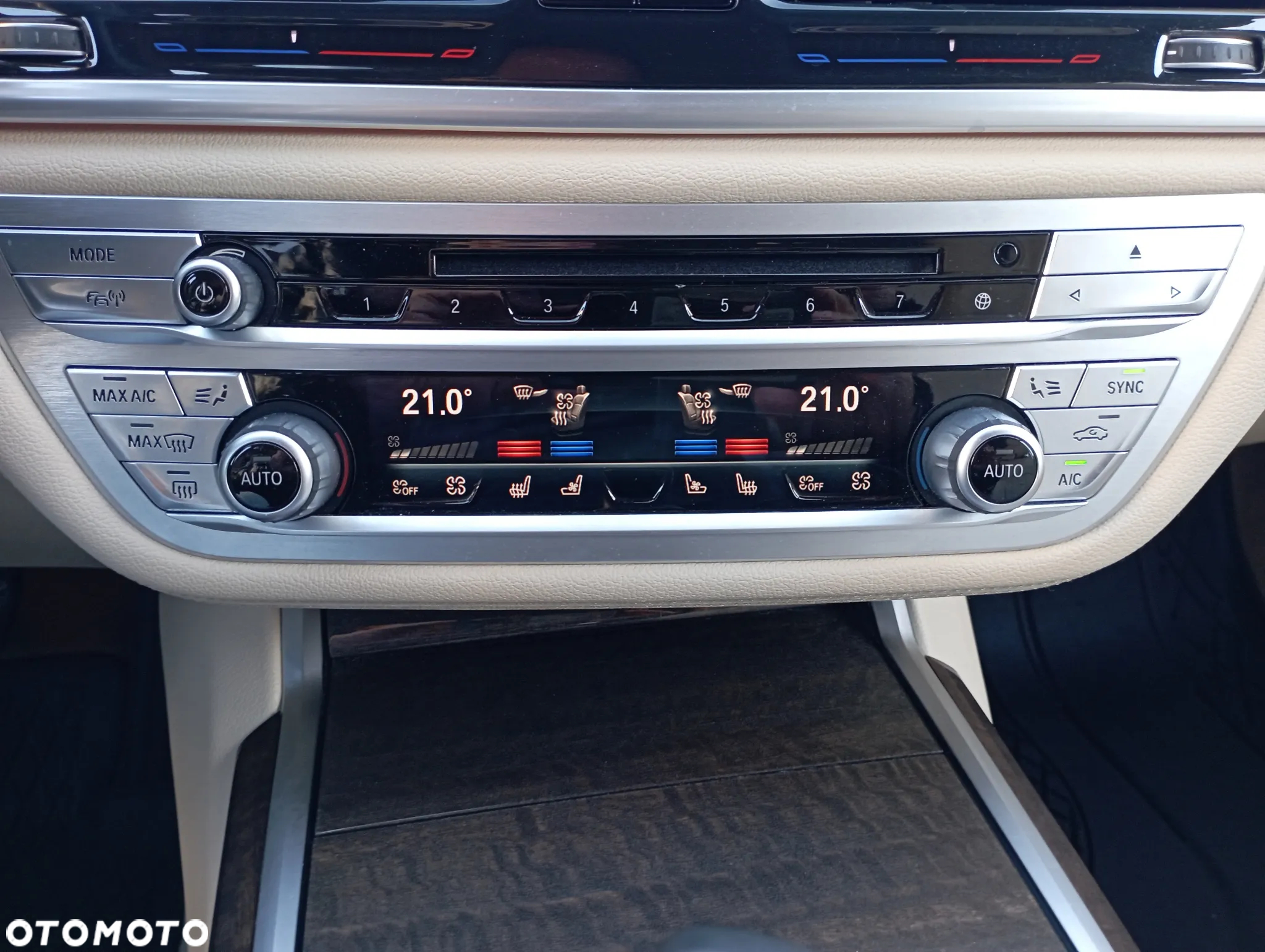 BMW Seria 7 740d xDrive - 16