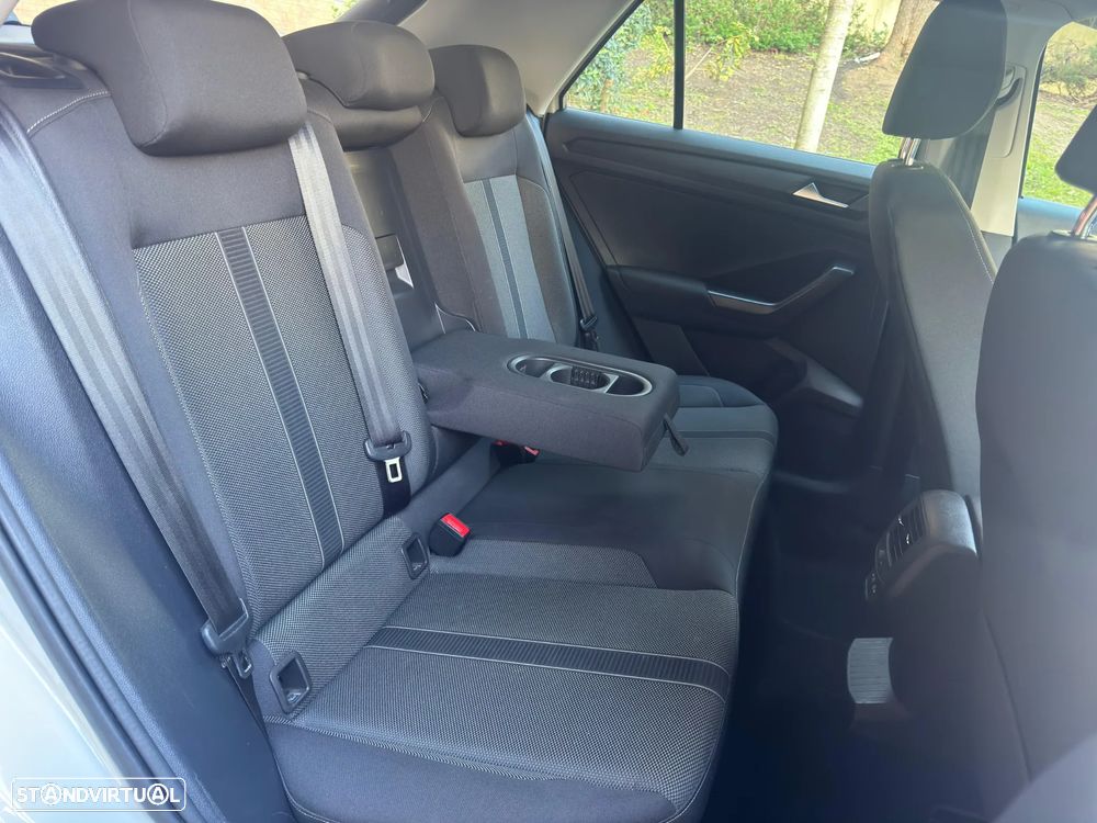 VW T-Roc 1.0 TSI Life - 12
