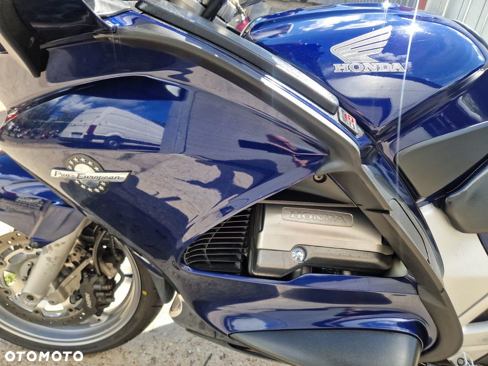 Honda ST - 17