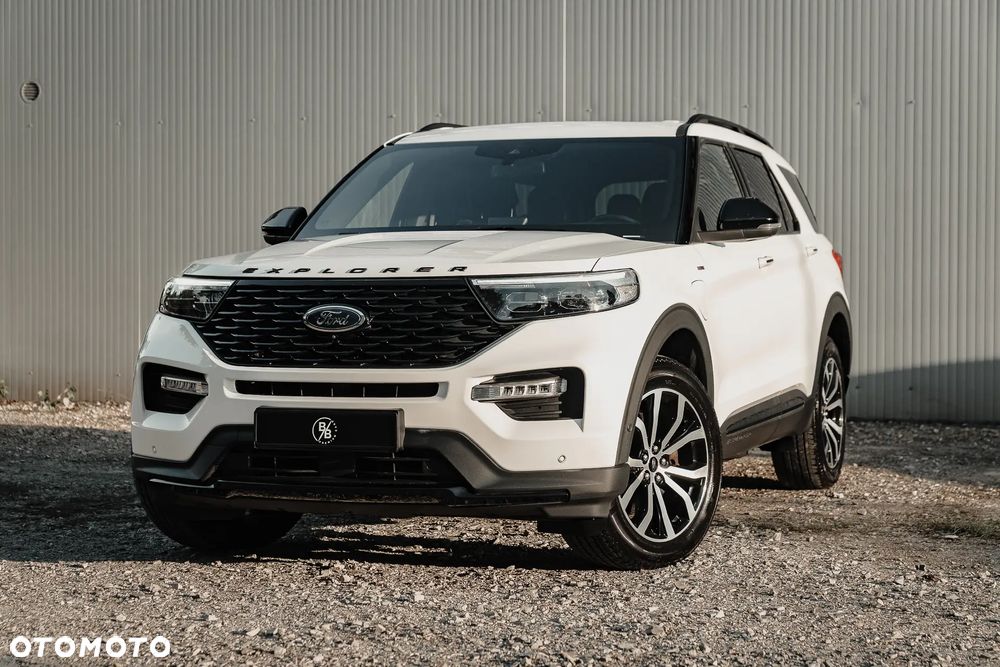 Ford Explorer 3.0 EcoBoost PHEV 4WD ST-Line - 11