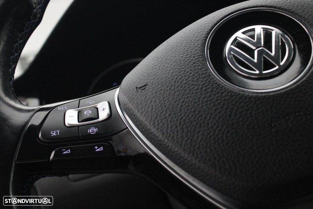 VW e-Golf AC/DC - 12