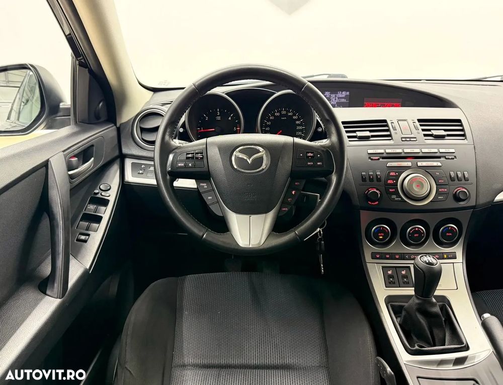 Mazda 3 1.6 MZ-CD DPF Exclusive-Line - 8