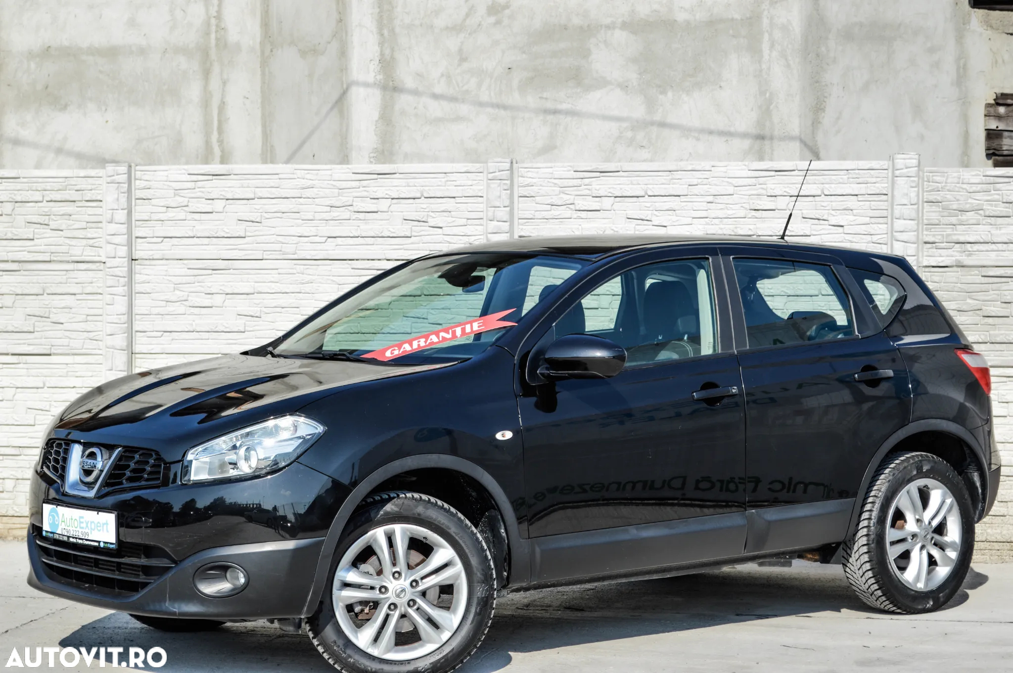Nissan Qashqai 1.5 DCI Start/Stop N-Connecta - 9