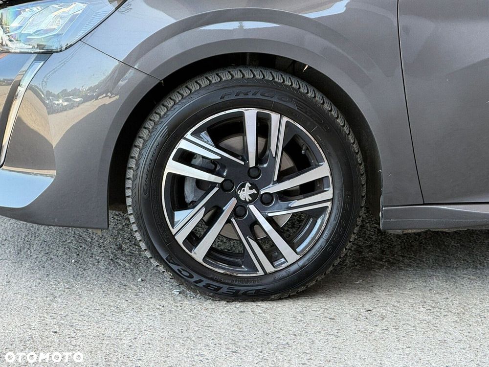 Peugeot 208 - 9
