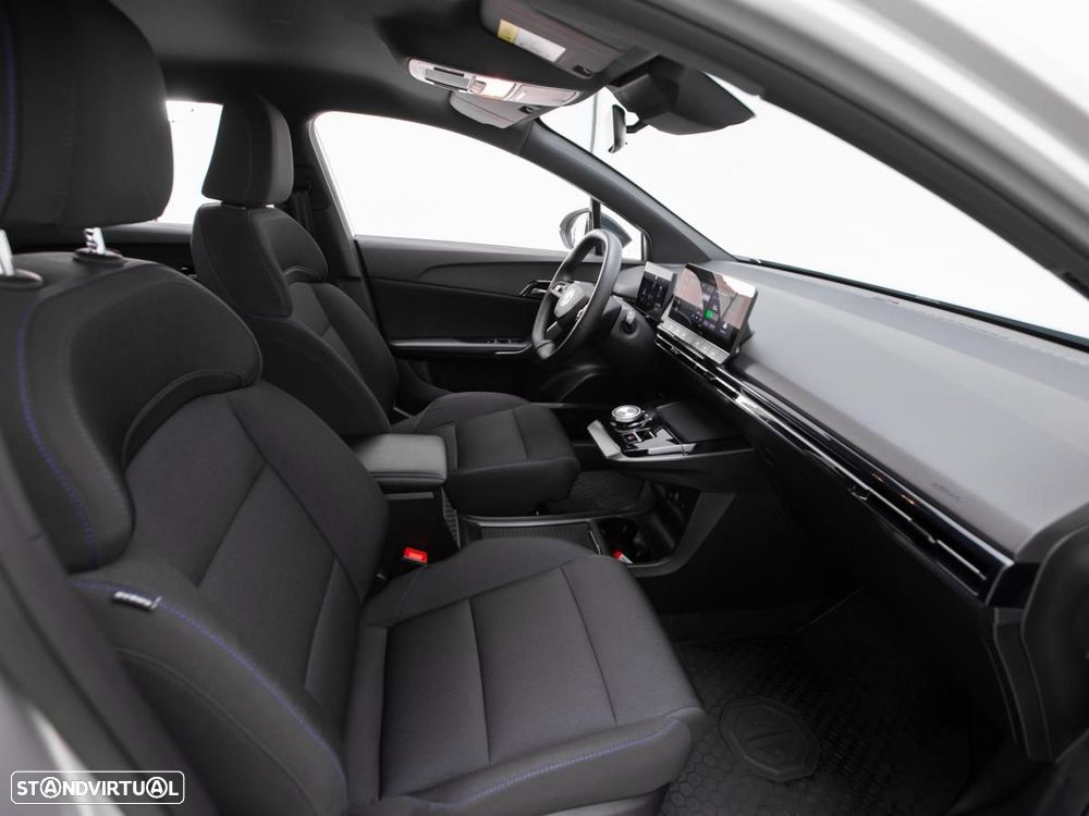 MG MG4 51 kWh Standard - 10