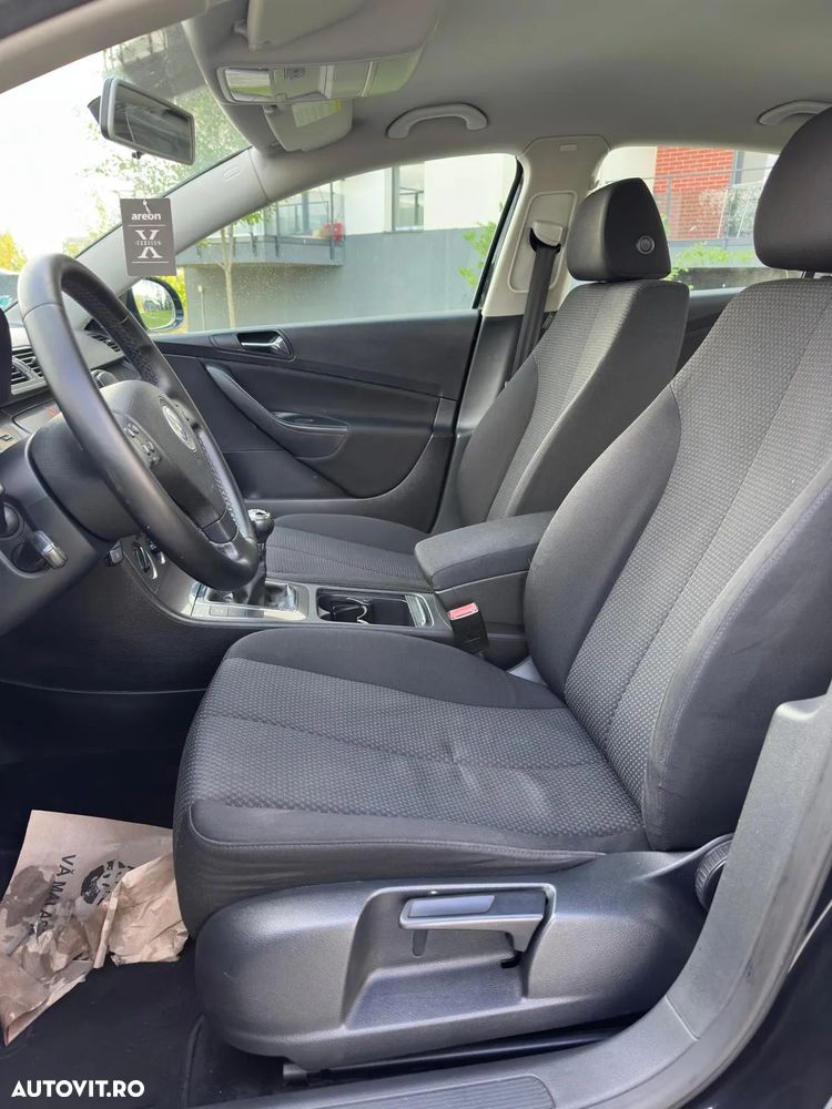 Volkswagen Passat Variant 1.8 TSI Trendline - 9