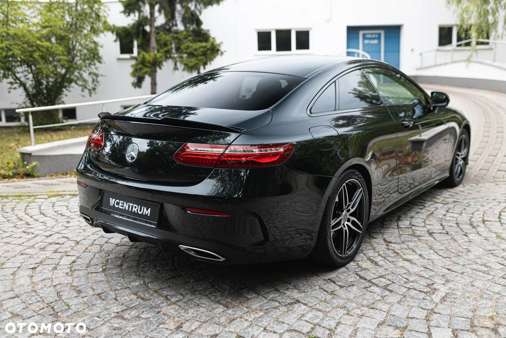 Mercedes-Benz Klasa E - 12