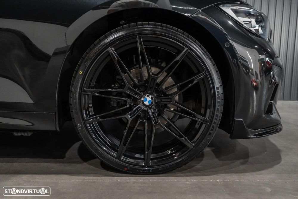 BMW 318 i Aut. M Sport - 40