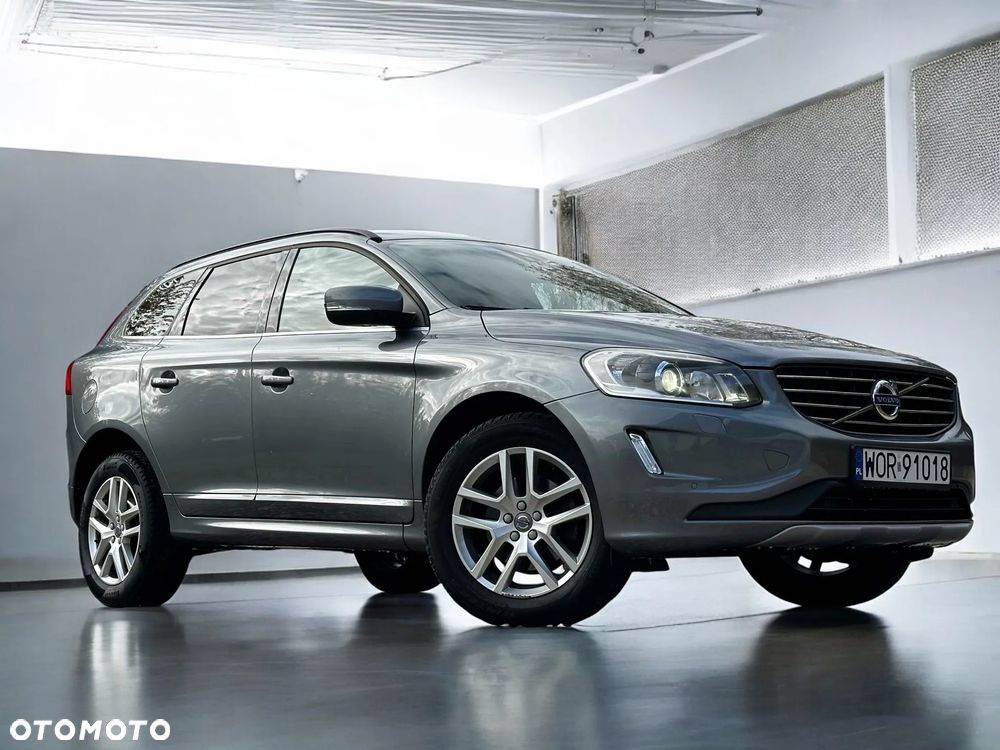 Volvo XC 60 D4 Momentum - 4