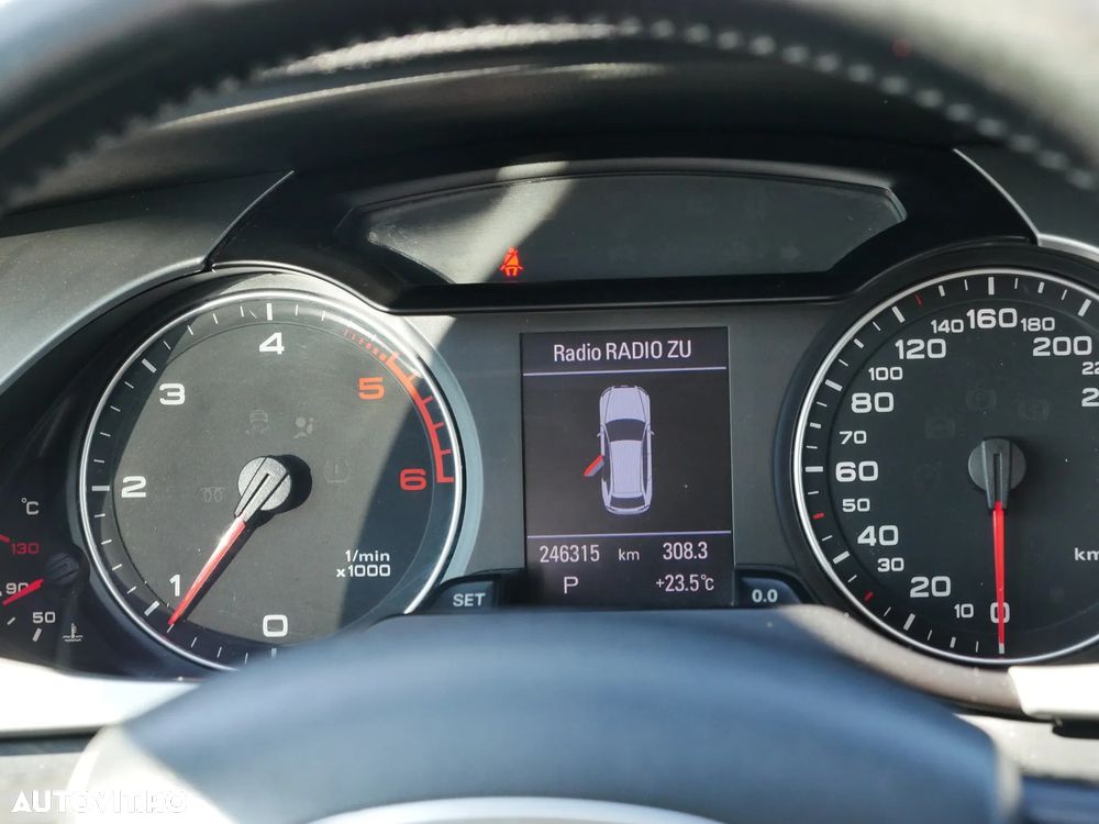 Audi A4 Avant 2.0 TDI Multitronic - 11