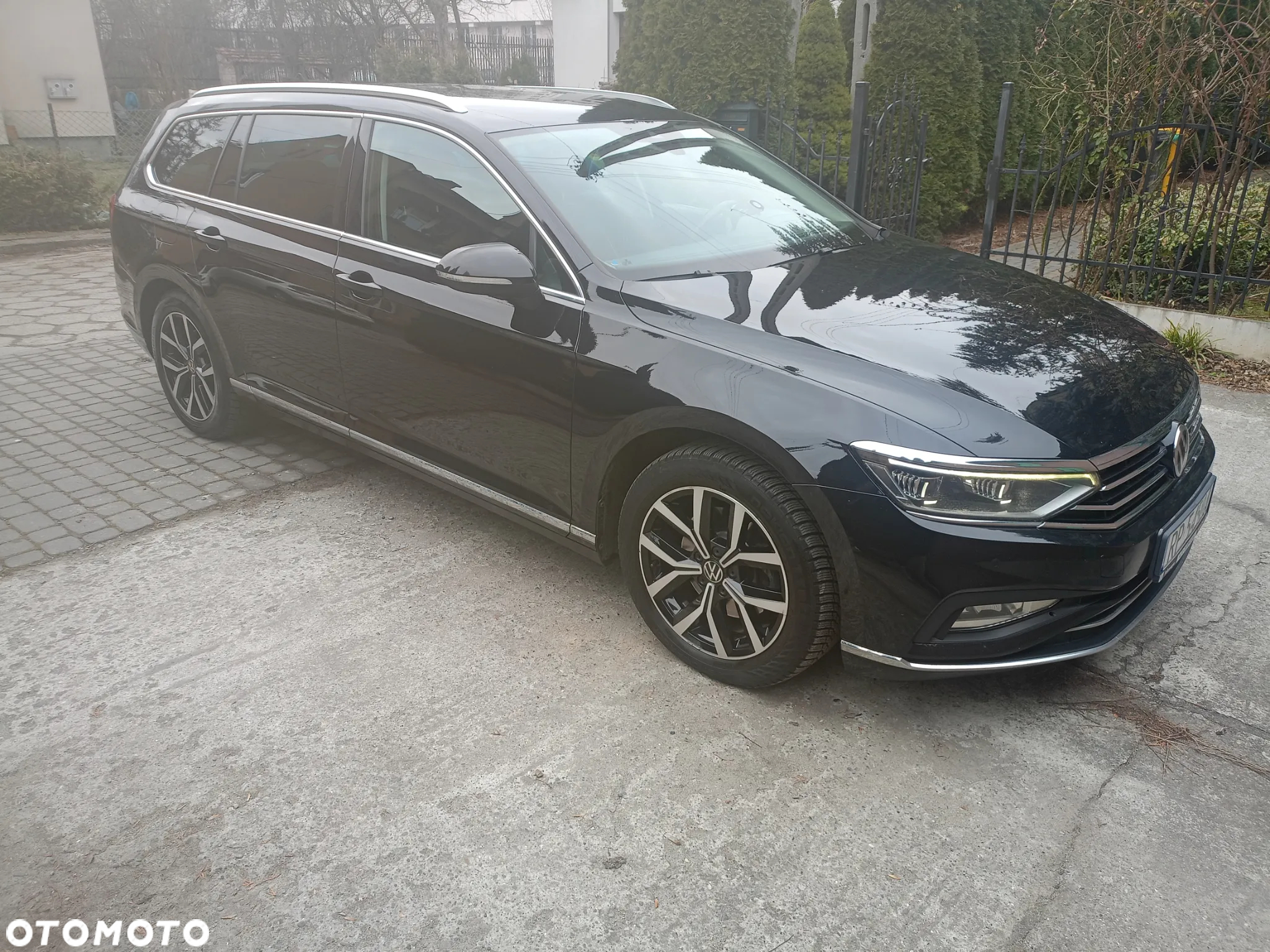 Volkswagen Passat 2.0 TDI Elegance DSG - 27