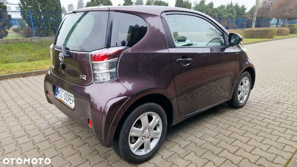 Toyota iQ 1.0 Sol - 6