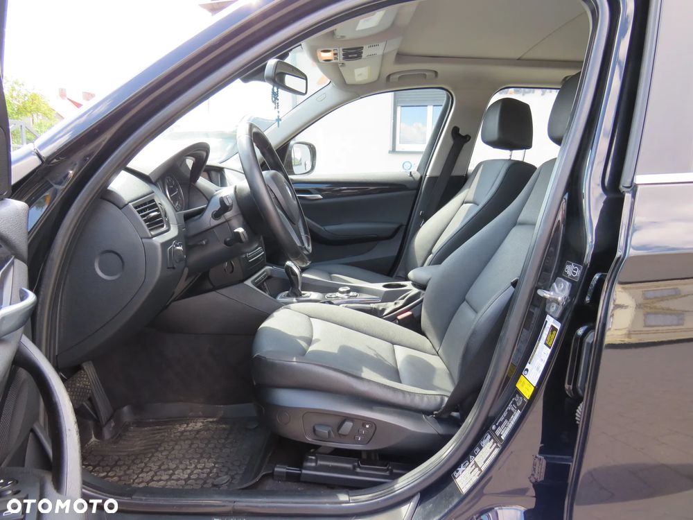 BMW X1 xDrive28i - 24
