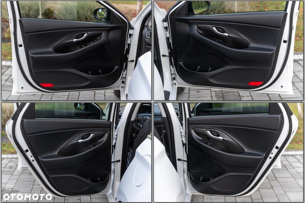 Hyundai i30 1.6 CRDi Fifa World Cup Edition - 23