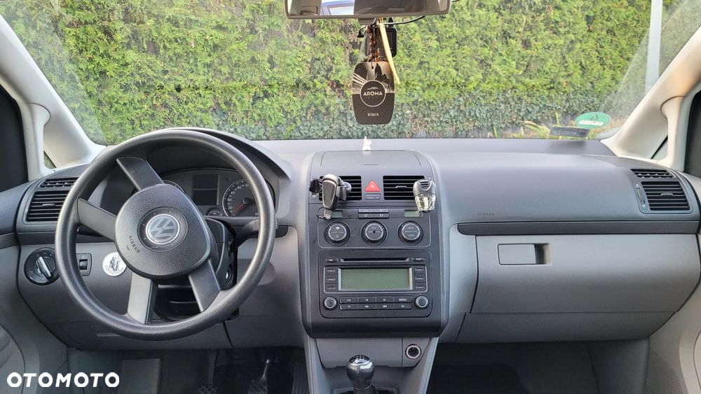 Volkswagen Touran - 7