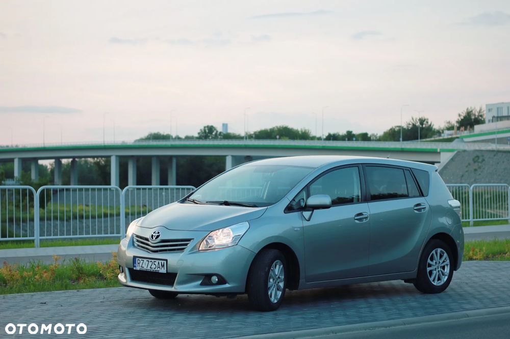 Toyota Verso 1.6 Sol EU5 7os - 1