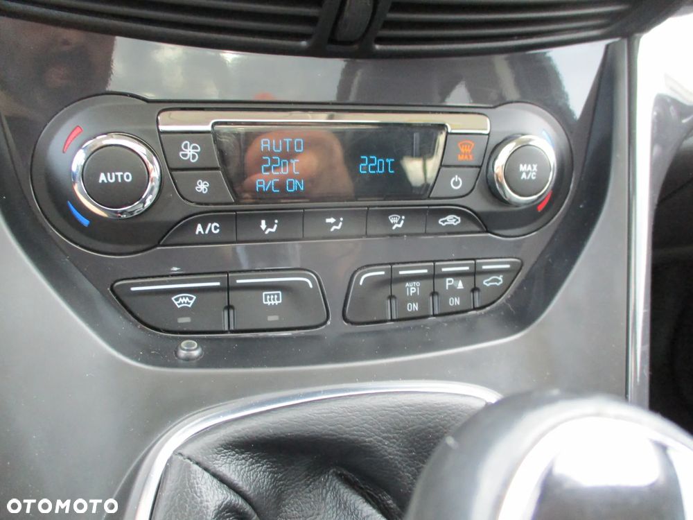 Ford Kuga 2.0 TDCi 4WD Titanium Plus - 34