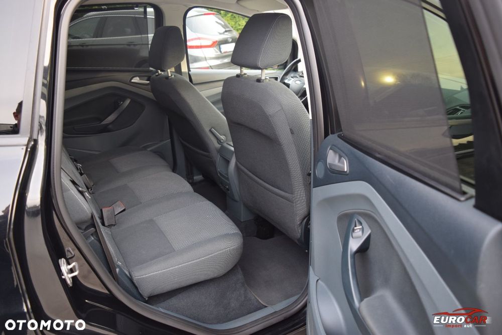 Ford C-MAX - 17