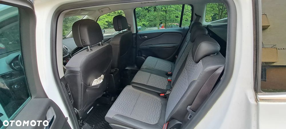 Opel Zafira 2.0 CDTI Cosmo EcoFLEX S&S - 11