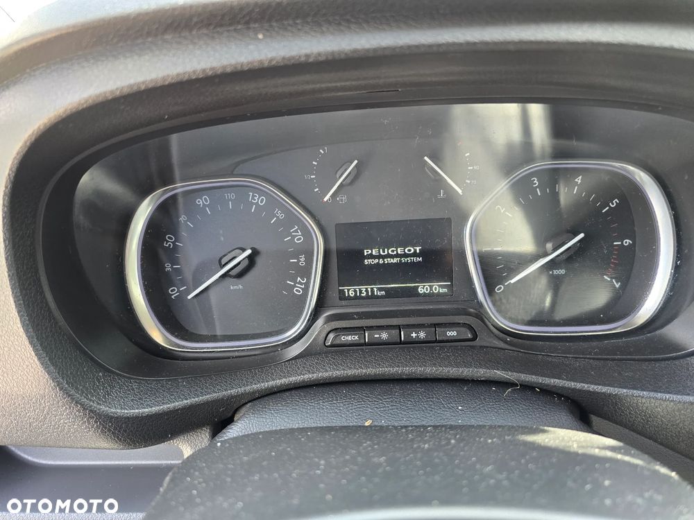 Peugeot Expert 2.0 BlueHDi Long 2,9t Premium (bryg.) - 18