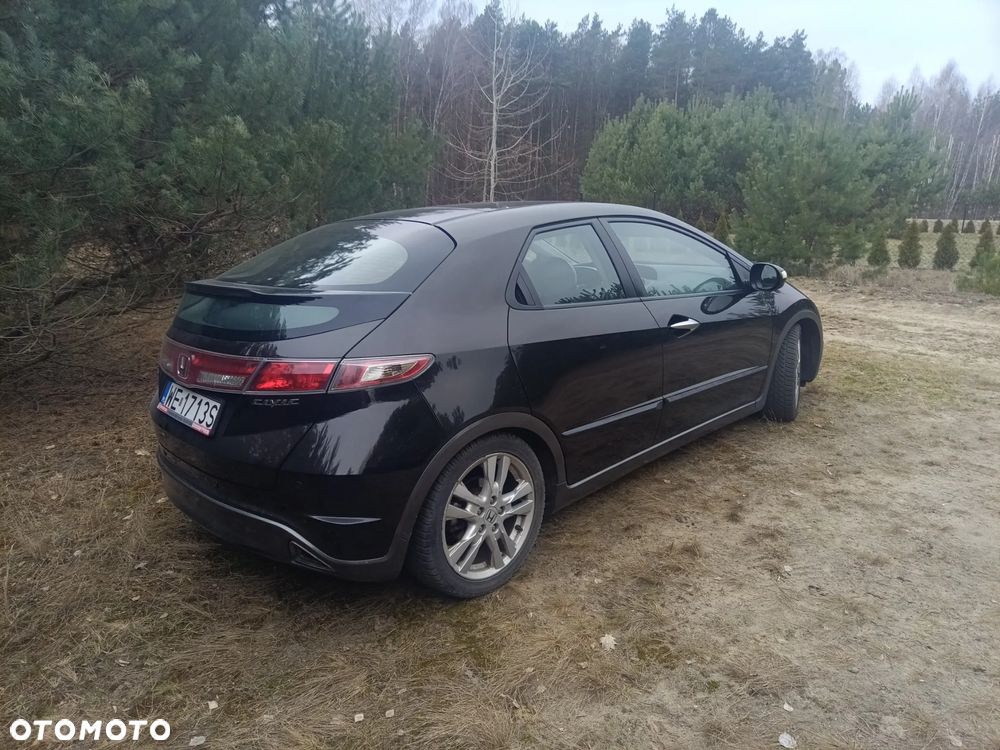 Honda Civic 1.8 Executive - 8