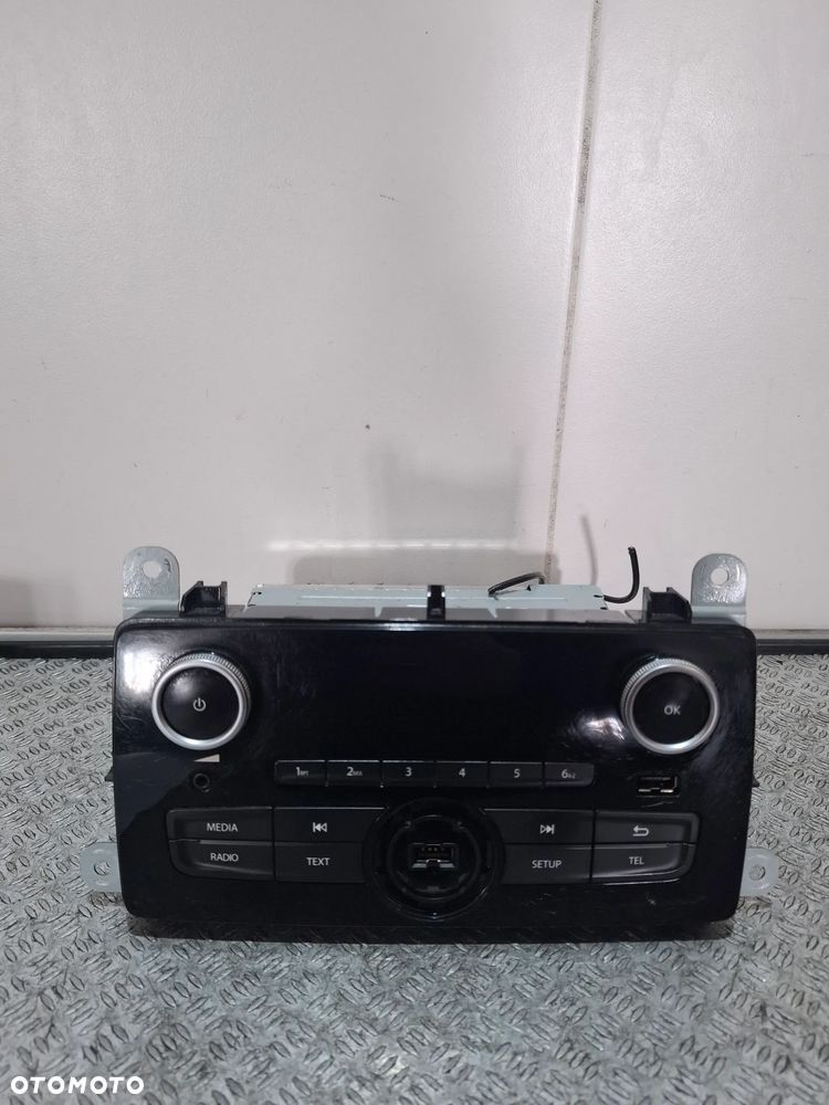 Radio Renault Clio IV 0,9 TCe 2019 rok Visteon nr 281155908R - 2