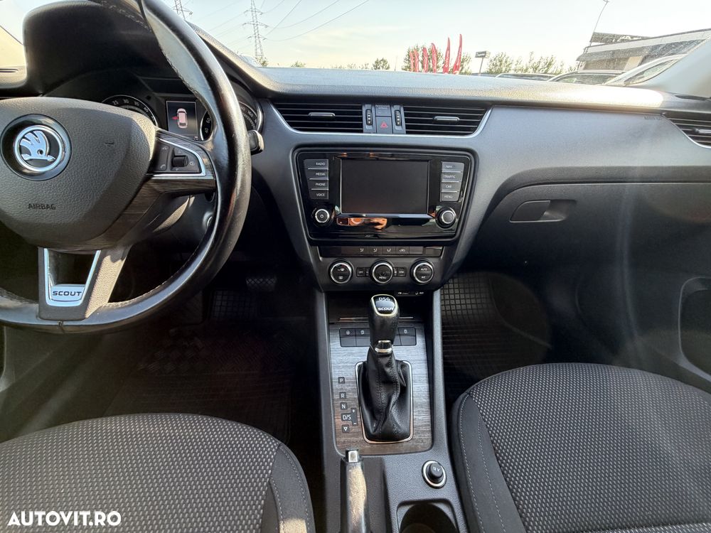 Skoda Superb 2.0 TDI 4X4 DSG Scout - 22