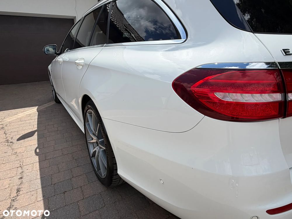 Mercedes-Benz Klasa E 220 d 4-Matic - 15