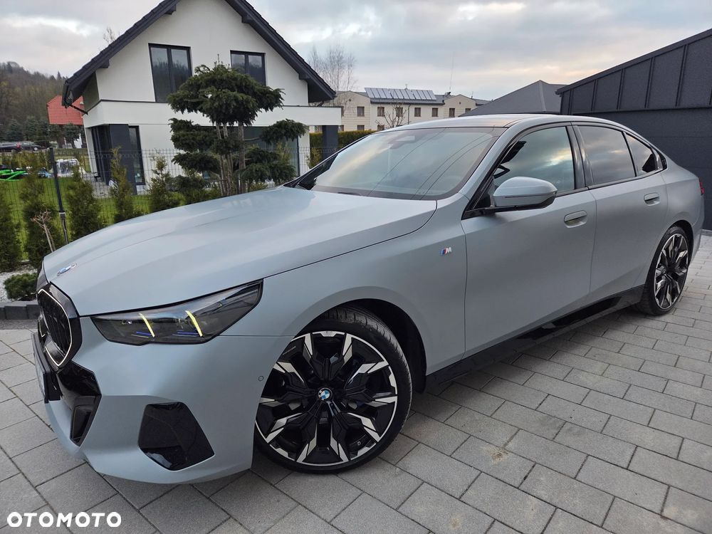 BMW Seria 5 520d xDrive mHEV M Sport - 5