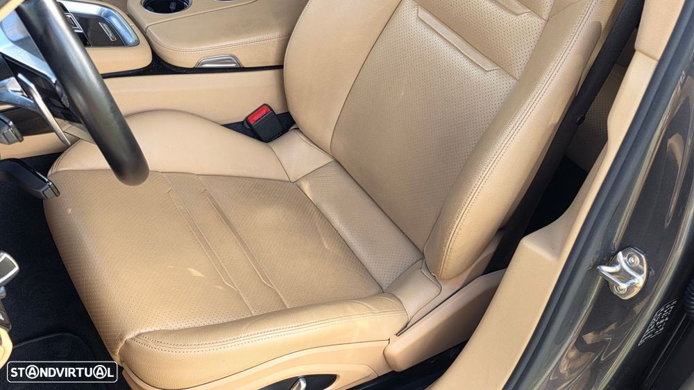 Porsche Panamera Sport Turismo 4 E-Hybrid Platinum Edition - 13