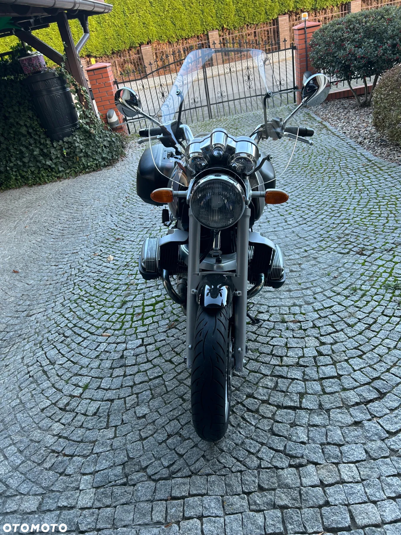BMW R - 2