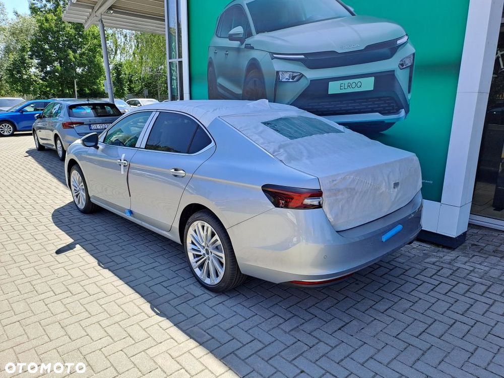 Skoda Superb 2.0 TDI SCR 4x4 L&K DSG - 3