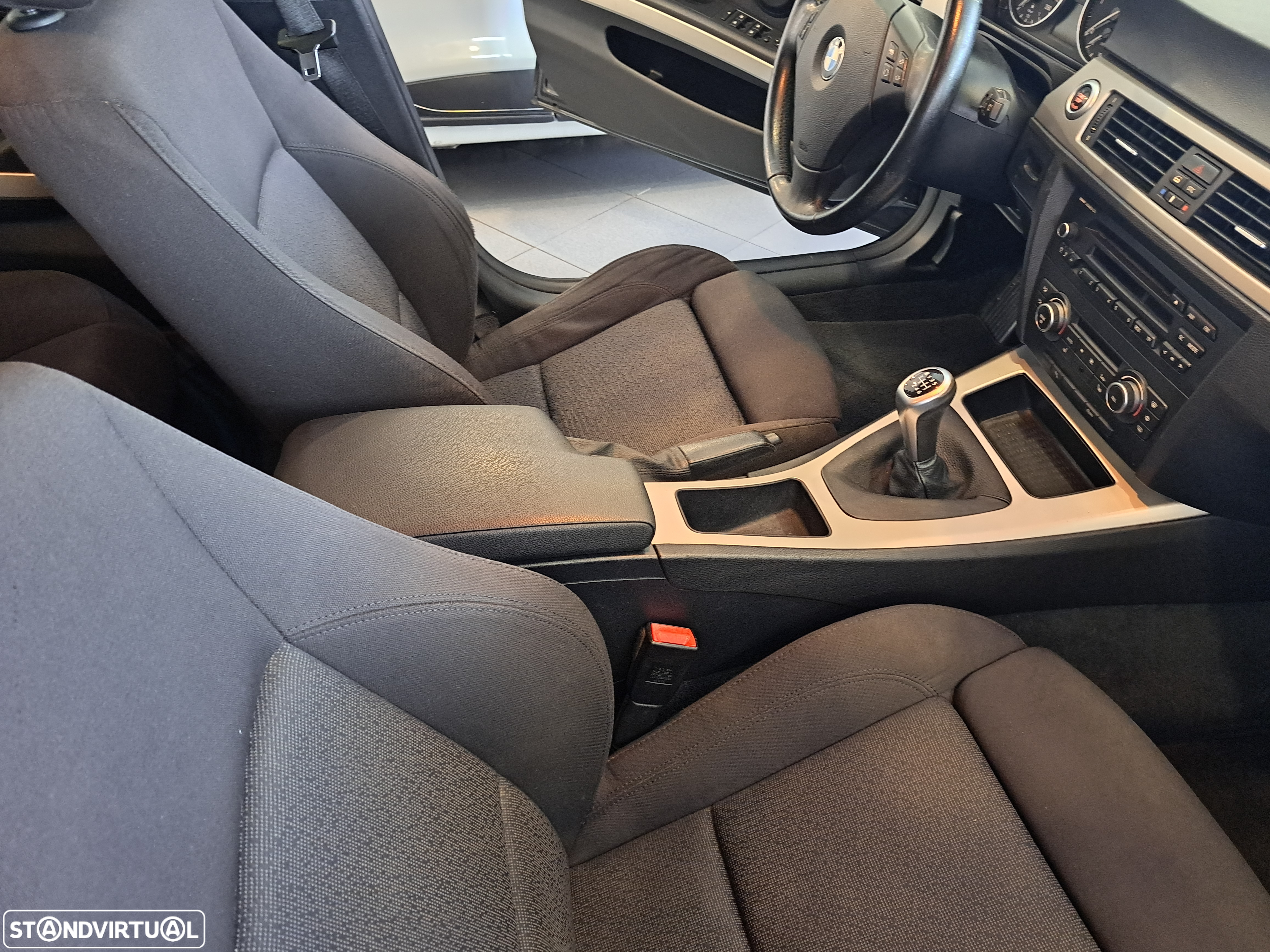 BMW 318 Gran Turismo - 14
