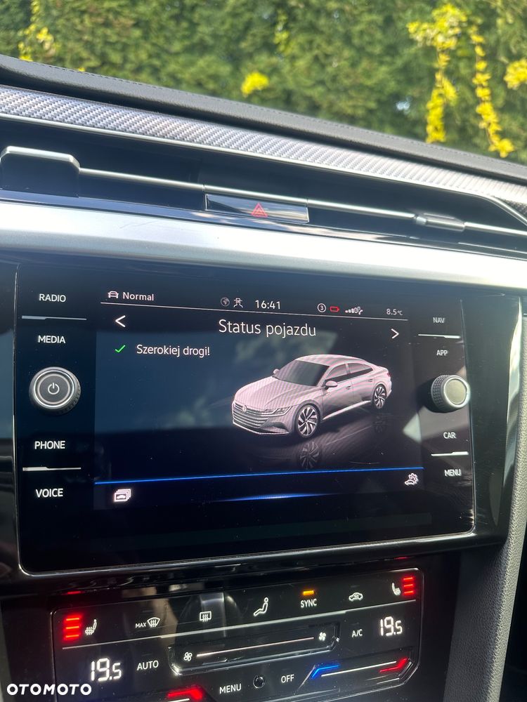 Volkswagen Arteon 2.0 TSI DSG R-Line - 27